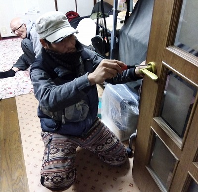 ドアノブ取替工事