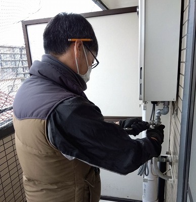 給湯器取替工事